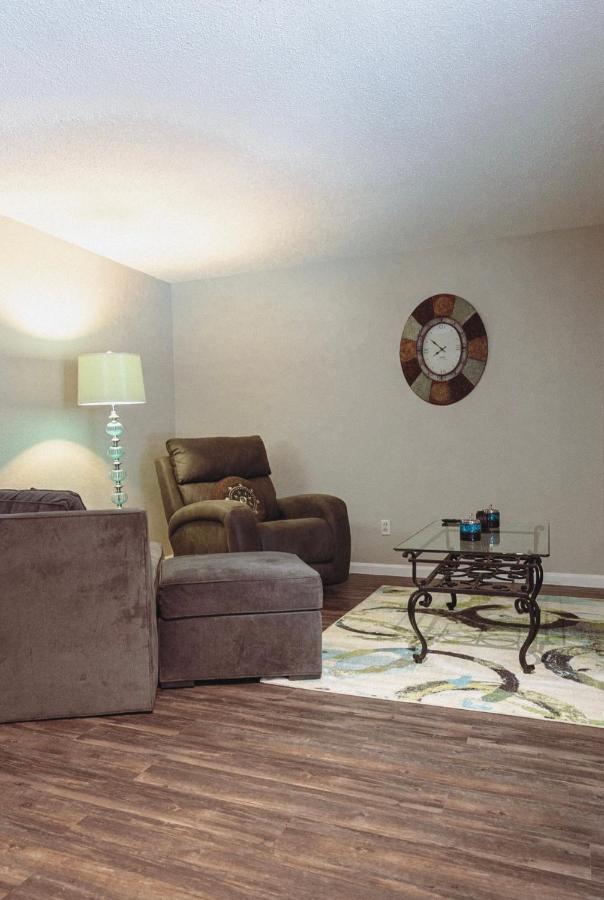 Premium Styled 2 Bedroom Apt In The Heart Of The Heights Хюстън Екстериор снимка